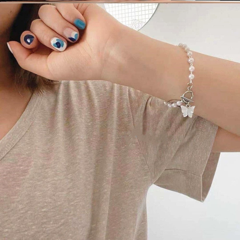 Butterfly pendant pearl bracelet women's Japanese and Korean fashion pearl bracelet
