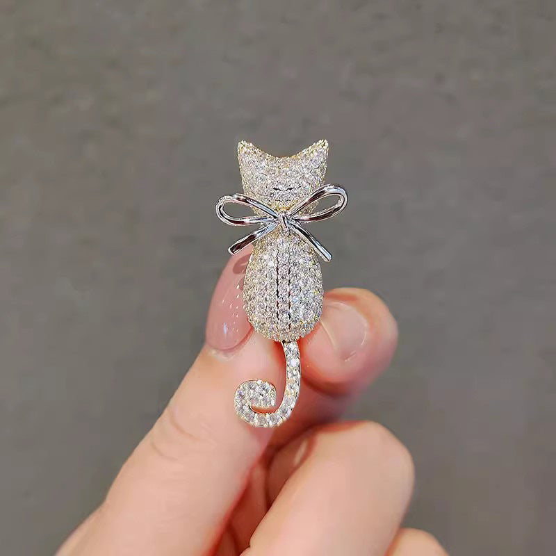 Japanese and Korean Style Cute Kitten Brooch High-end Women's Personalized Animal Corsage Anti-stray Pin Sweater Coat Suit Accessories