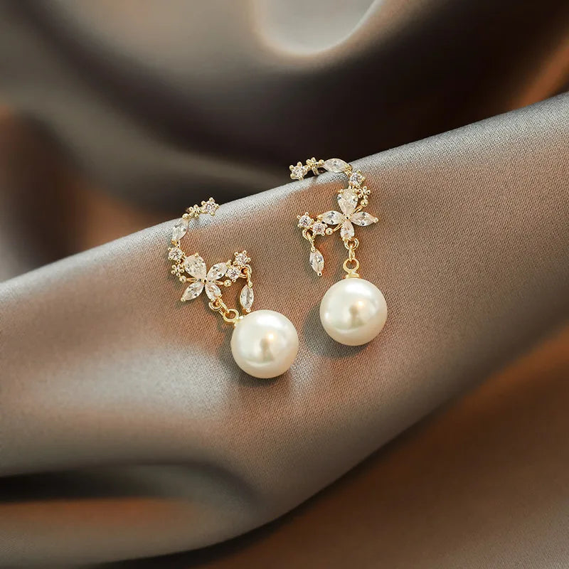 Korean Elegant Imitation Pearl Stud Earrings For Women Exquisite Design Crystal Zircon Flower Earring Wedding Party Jewelry