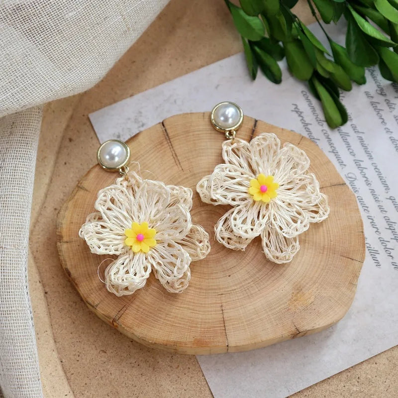 New Fashion 2024 Handmade Bohemian Geometric Wooden Big Hollow Out Square Rattan Straw Weave Drop Earrings for Women
