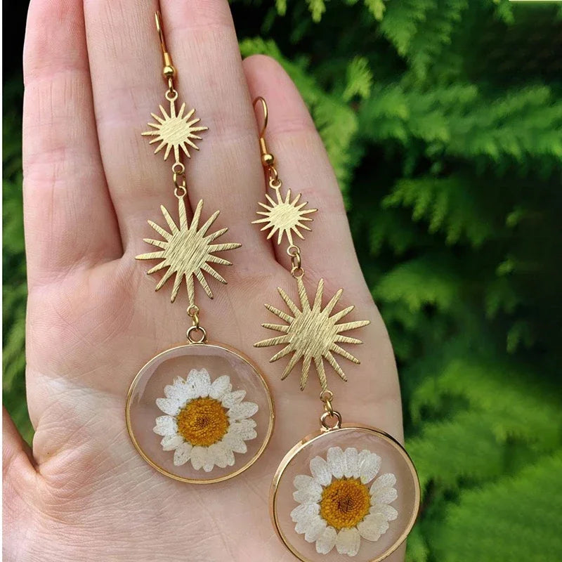 Natural White Daisy Pressed Earring Boho Statement Pressed Flower Earrings Cute Daisy Earring Wholesale Fashion Boho Jewelry