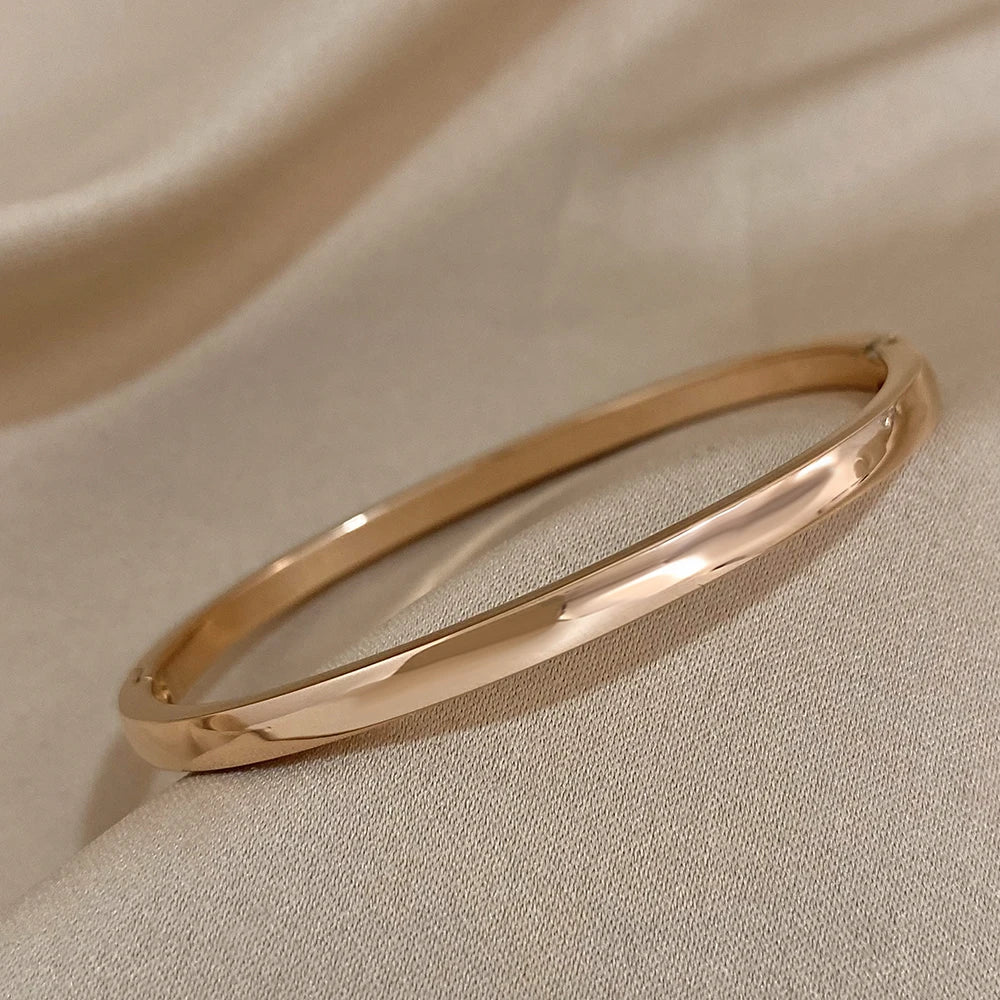 Simple Smooth Stainless Steel Bangles Bracelets for Women Trendy Gold Plated Metal Bracelet Jewelry Accessories Lady Gift