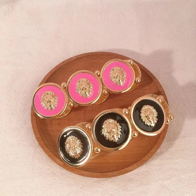 New Trendy Oil Dripping Lion Head Bracelet Bangles for Women 2024 Punk Relief Enamel Love Bracelet Hand Jewelry