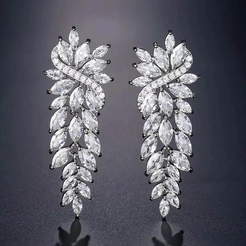 Hemasa Beautiful Floral Hoop Earrings /Women's Fashion Jewelry Alloy Embedded Zircon Spring ear rings