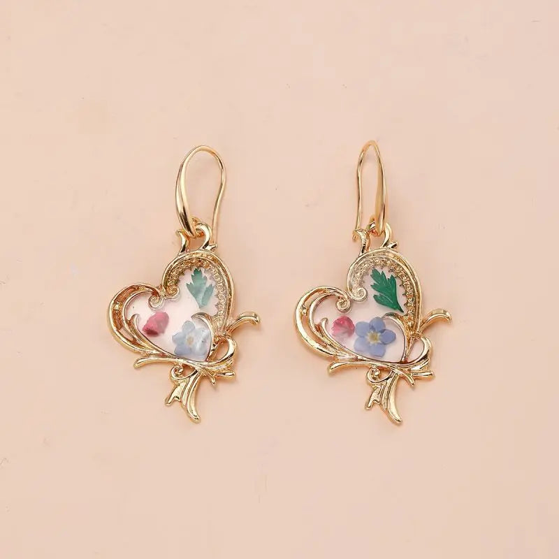 Love Heart Natural Flower Earrings Creative Epoxy Resin Pressed Flower Earrings With Dried Flower Statement Jewelry Wholesale