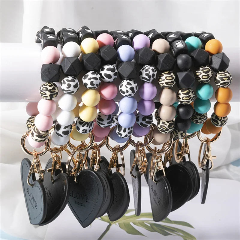 sansango New Mother's Day Gift Silicone Wood Bead Mama Keychain Monogram Love Heart Pendant Key chain For Mom Keychain Jewelry