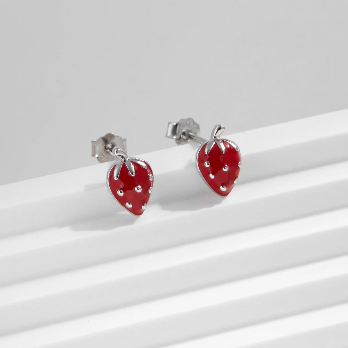 MODIAN 925 Sterling Silver Cute Sweet Small Strawberry Stud Earrings For Women Girls Party Fine Jewelry Accessories