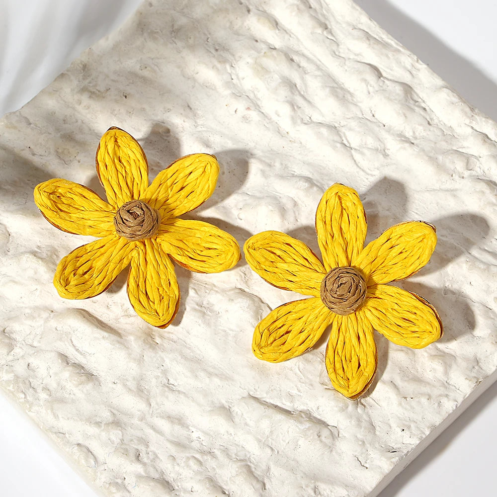 AENSOA Handmade Colorful Raffia Flower Stud Earrings for Women Bohemia Rattan Knit Floral Earrings Summer Beach Jewelry