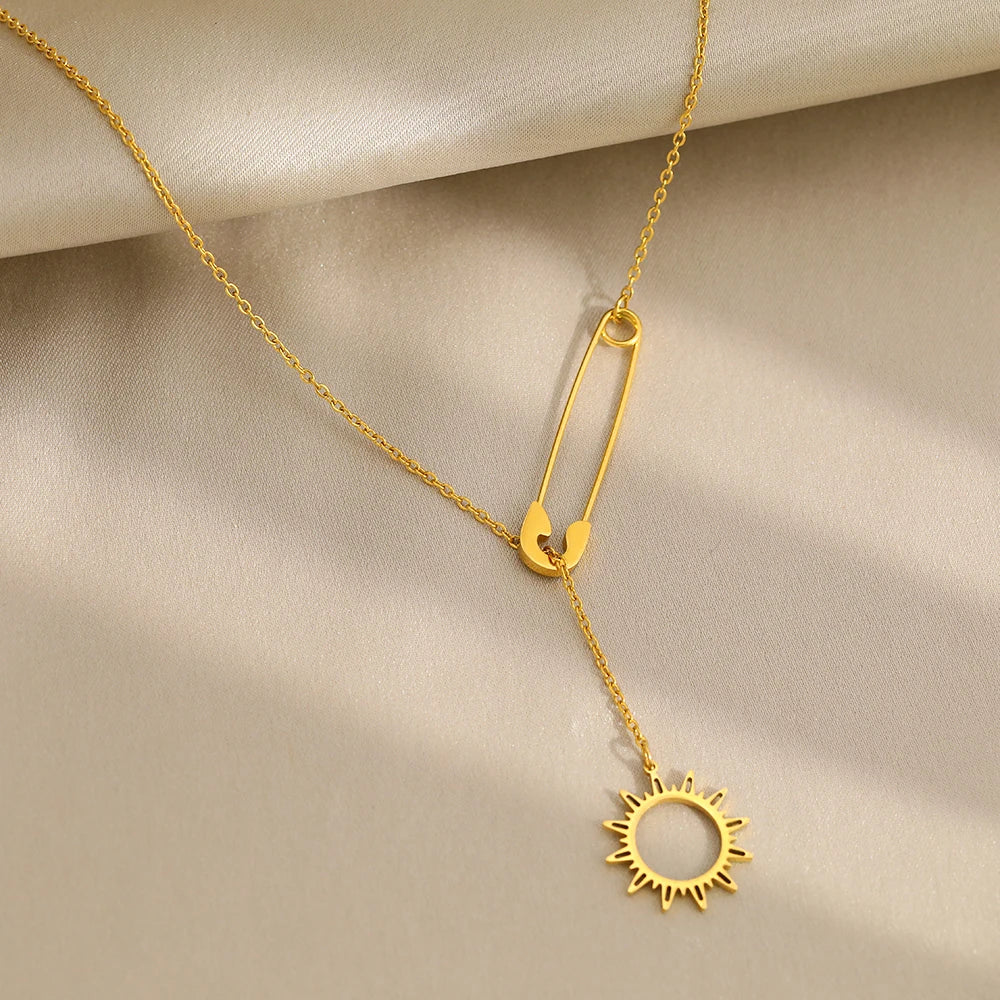 Hemasa Stainless Steel Necklaces New Popular Sun Flower Pendants Pins Design Choker Clavicle Chain Ladies Necklace For Women Jewelry