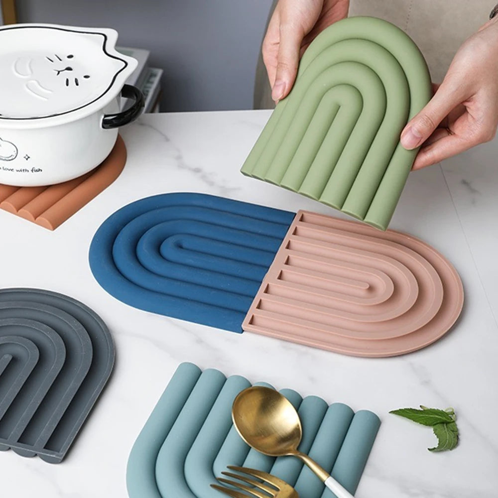Rainbow Shape Tableware Mat /Silicone Heat insulation Pad/ Tableware Placement Stackable Coffee Cup Coasters