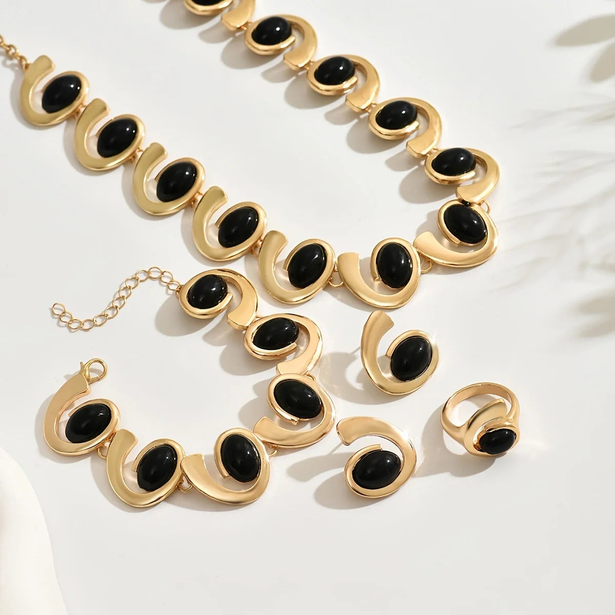 Ladies 4-Piece Set Fashion Simple Bohemian Spiral Design Necklace Earring Bracelet Ring Jewelry Accessories