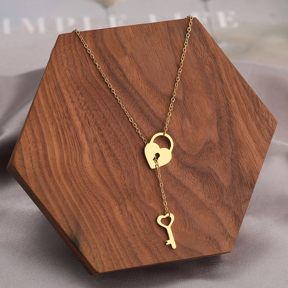 Stainless Steel Necklaces Trendy Fine Heart Lock Key Independent Pendants Fashion Chains Choker Necklace For Women Jewelry Gifts