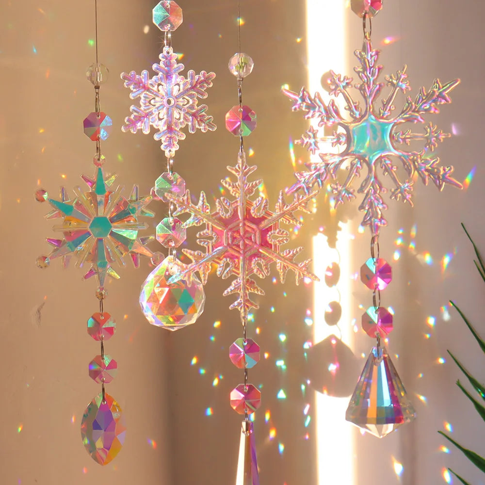 Hemasa Suncatcher Crystal Snowflake Stained Glass Rainbow Maker Hanging Crystal Garden Decoration Outdoor Christmas Decoration Gift