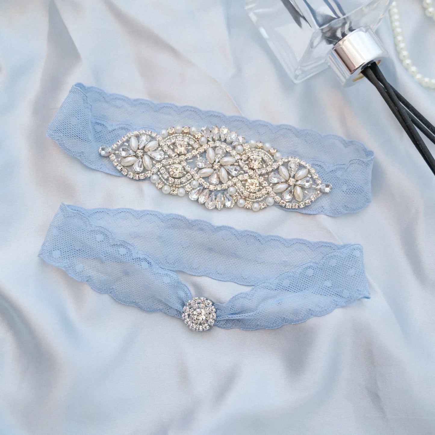 Sky Blue Bridal Wedding Garters 2025 for Bride Party Crystals Pearls Sexy Rhinestone Garter Belt for Women Accessories Gift