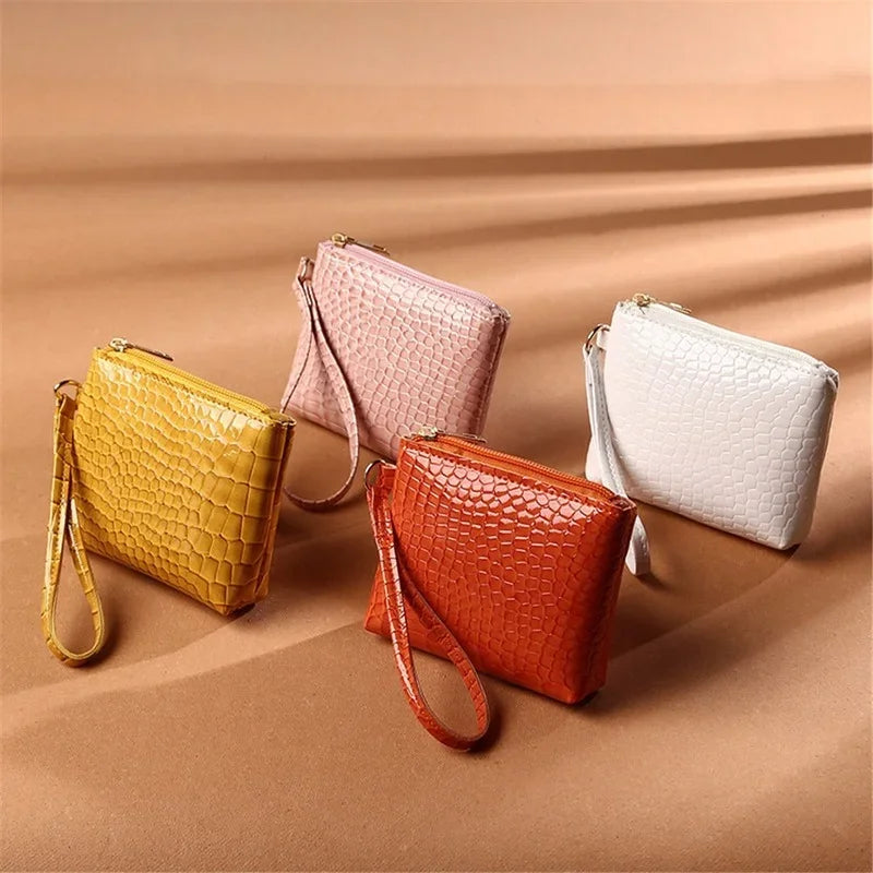 New Mini Women's Wallet Crocodile Pattern Short Zipper Wrist Small Coin Bag Fashion Pu Leather Ladies Card Holder Coin Purse