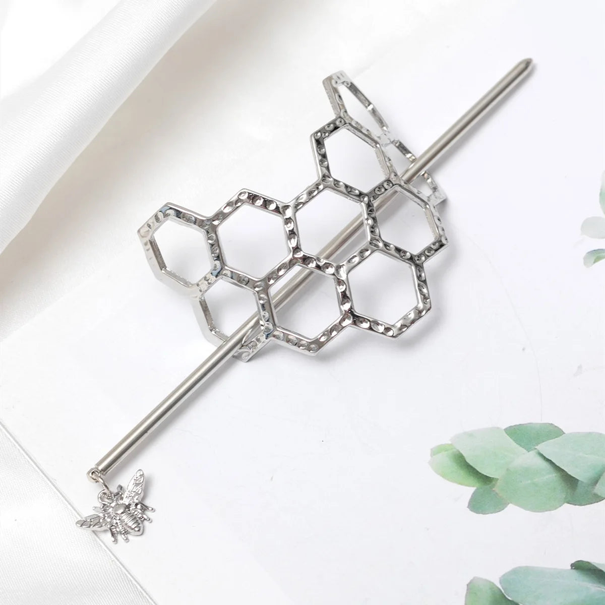 Tejesa Honeycomb Hairpin Bee Twist Headwear Honeycomb Hair Fork MetalHair Bun Cage With Stick For Women Girls, Ideal Choice for Gifts