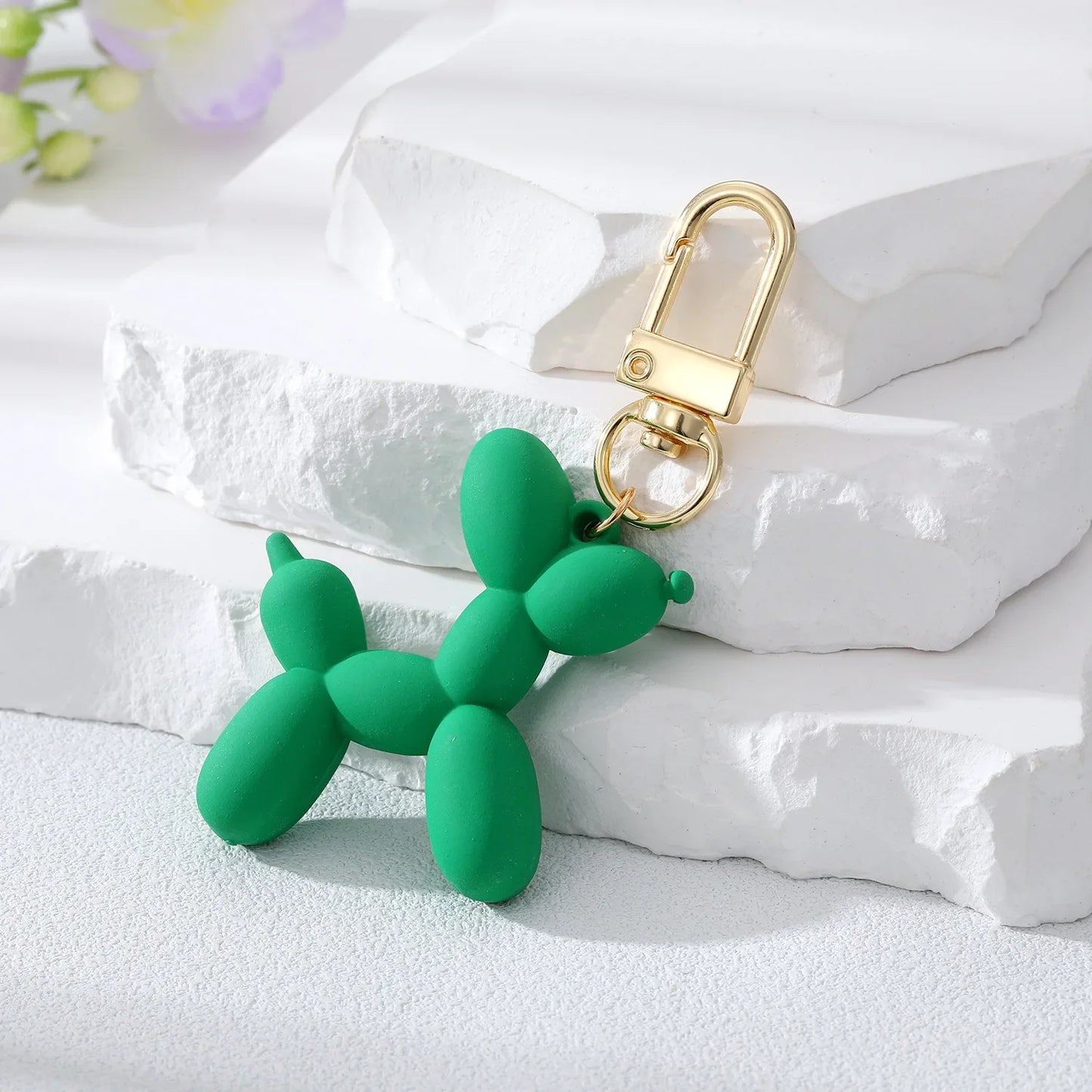 2023 New Fashion Art Trendy Laser Balloon Dog Colorful Key Chain Bag Pendant Cartoon Creative Small Animal Pendant Decoration