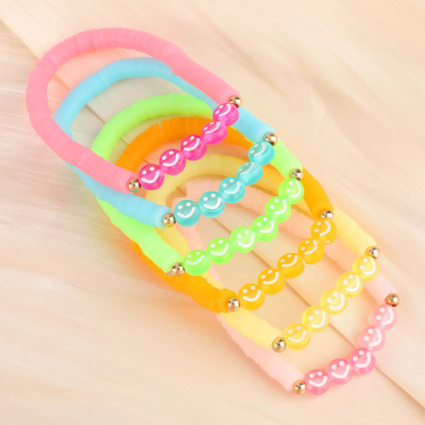 Makersland 6pcs/set Clay Beads Bracelets for Women, Fashion Jewelry for Ladies Girls, Trendy Cute Charm Rainbow Bracelets Women