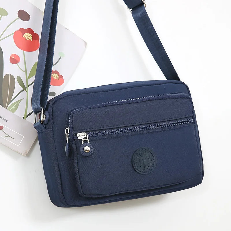 1pc Lightweight Nylon Women's Shoulder Bag,Adjustable Strap,Casual Crossbody Design in Mint,Zipper Closure, Ideal for Everyday