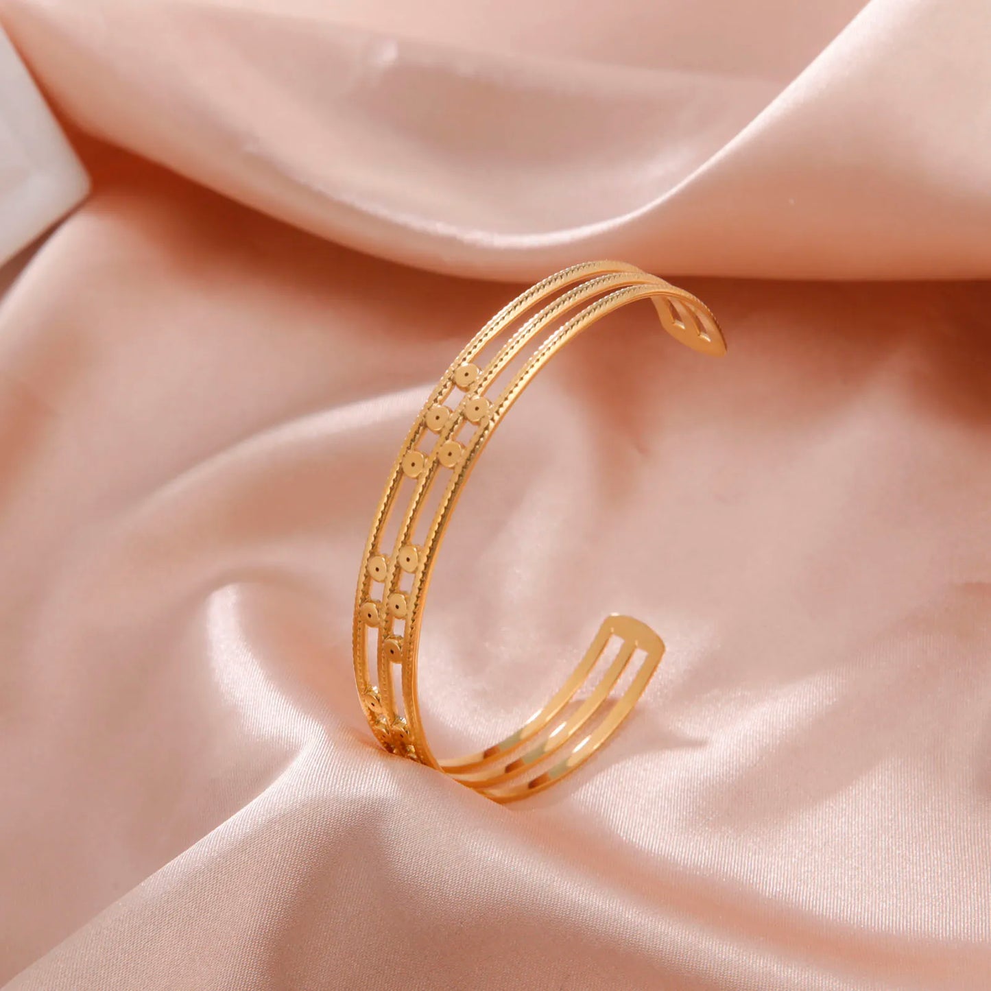 Skyrim Wide Multi-Layer Geometric Cuff Bracelet Women Stainless Steel Bohemian Open Bangle 2024 Jewelry Gift for Mother Lover