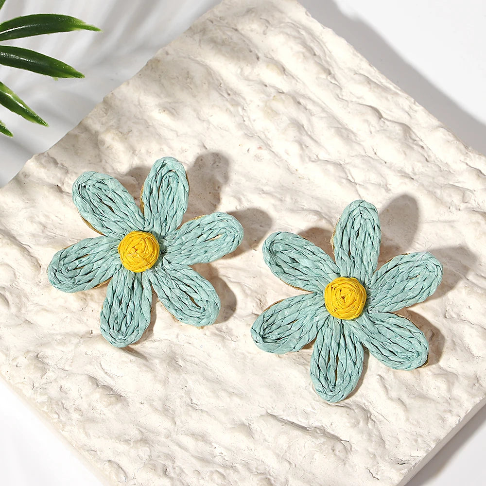 AENSOA Handmade Colorful Raffia Flower Stud Earrings for Women Bohemia Rattan Knit Floral Earrings Summer Beach Jewelry
