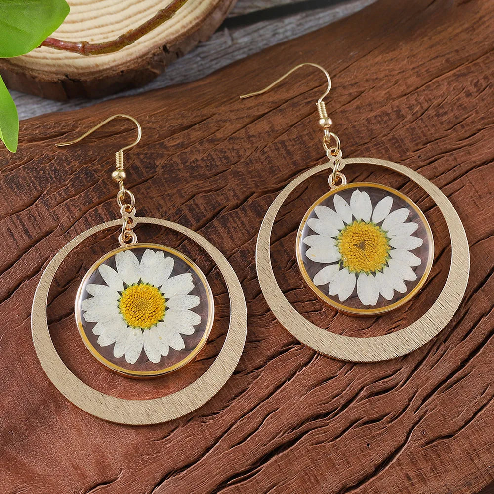 Natural White Daisy Pressed Earring Boho Statement Pressed Flower Earrings Cute Daisy Earring Wholesale Fashion Boho Jewelry