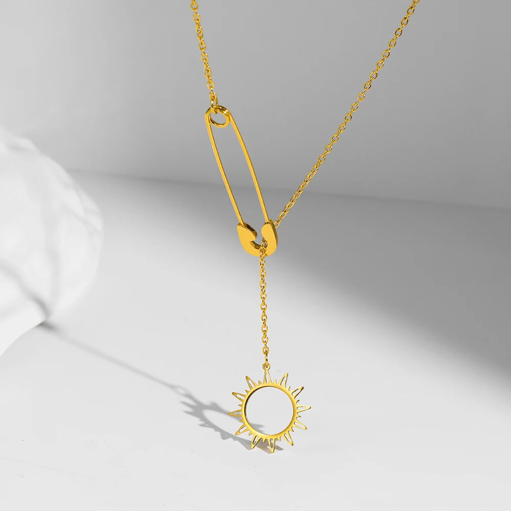 Hemasa Stainless Steel Necklaces New Popular Sun Flower Pendants Pins Design Choker Clavicle Chain Ladies Necklace For Women Jewelry