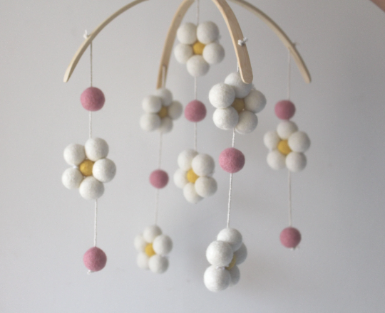 Felt balls Daisy Flower Cot Mobile