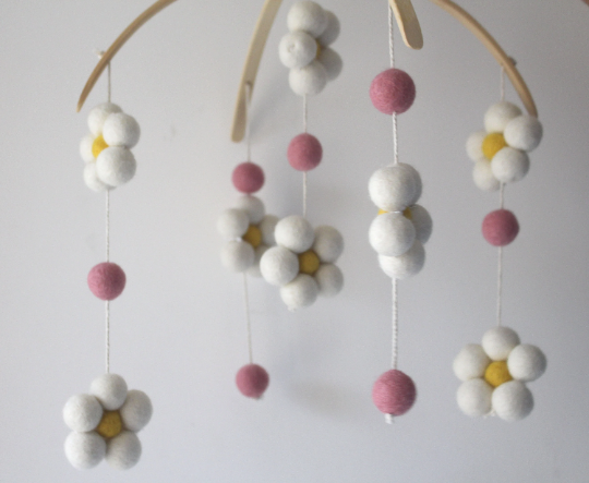 Felt balls Daisy Flower Cot Mobile