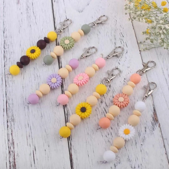 Silicone Beads Daisy keychain