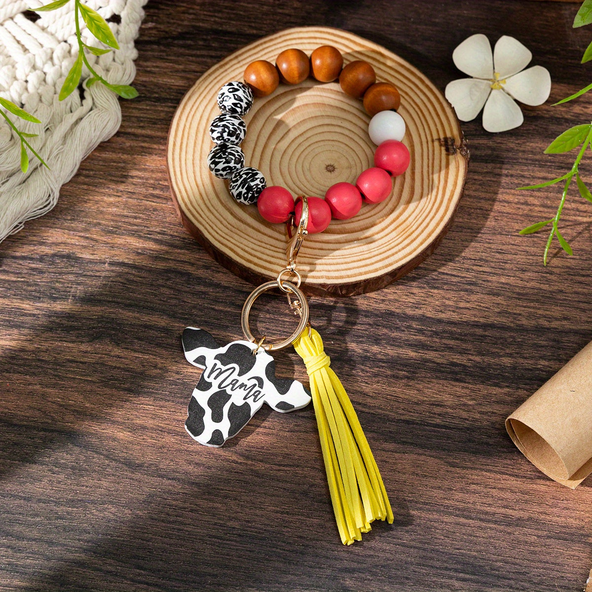 Ladies Beaded Tassel Keychain with Lobster Clasp, Mama Alphabet Pendant PU Leather and Metal Key Ring, Decorative Wood Bead Keyring for Mother's Day - Single Piece