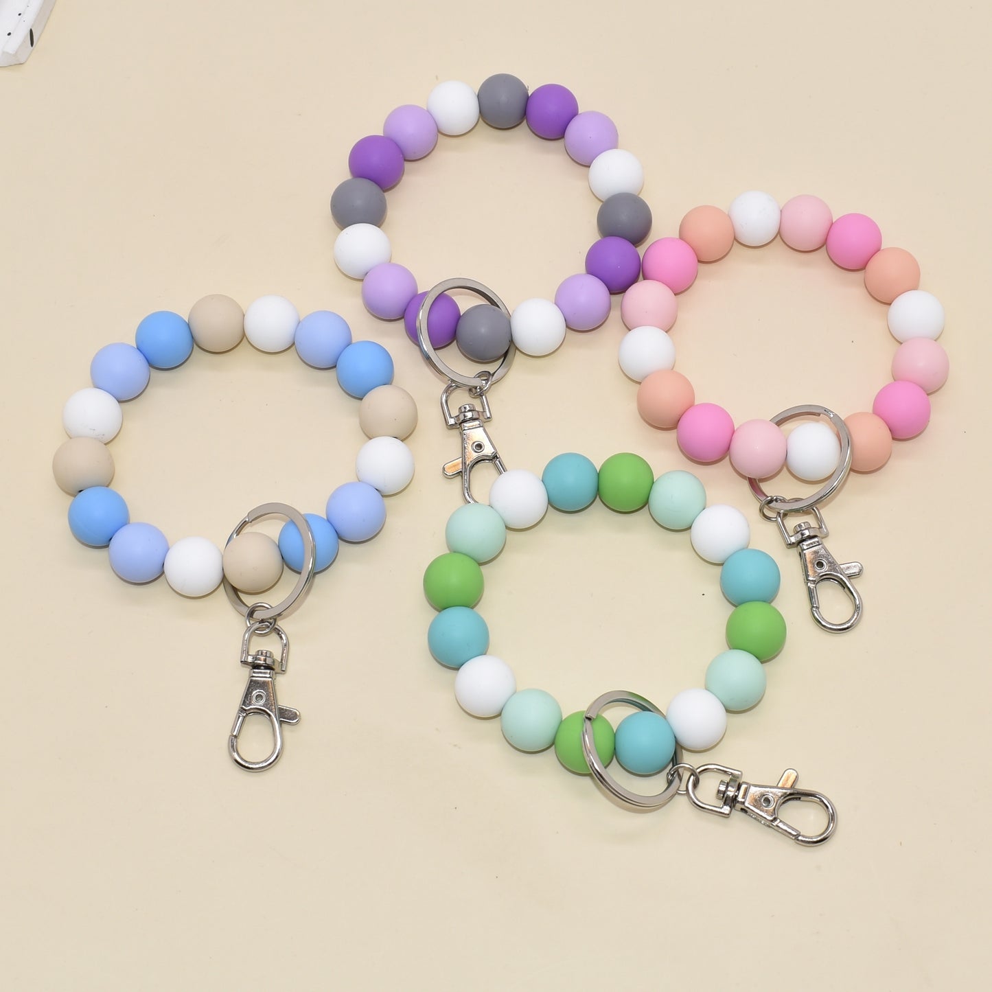Halloween-Themed Silicone Bead Wristlet Keychain - Alloy, Round Shape With Lobster Clasp For Women'S Fashion Accessory