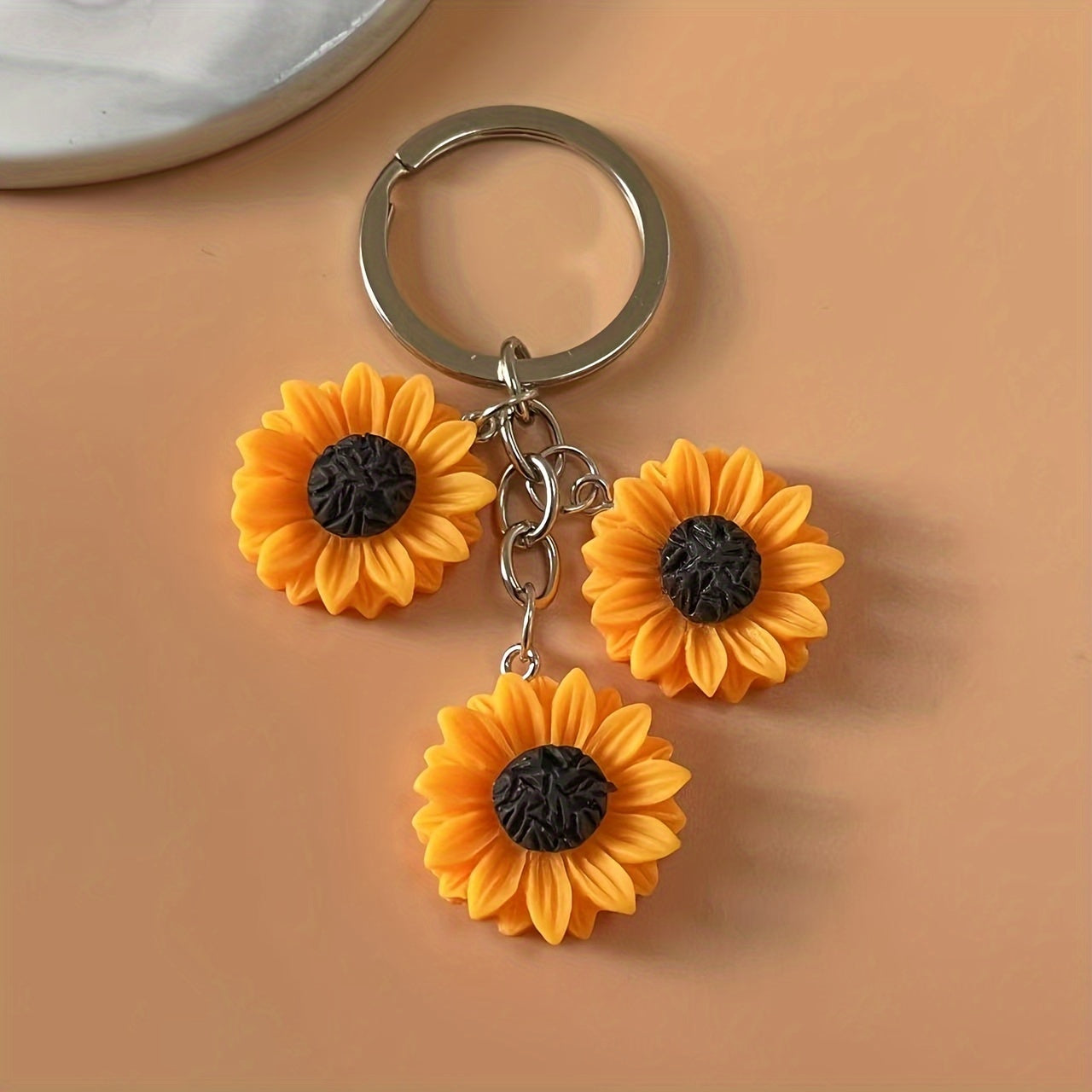 1 Pc Sunflower Keychain, 3-Piece Floral Key Ring, Novelty Fashion Accessory, Daily Wear Charm, Unique Accessory For Friends And Colleagues