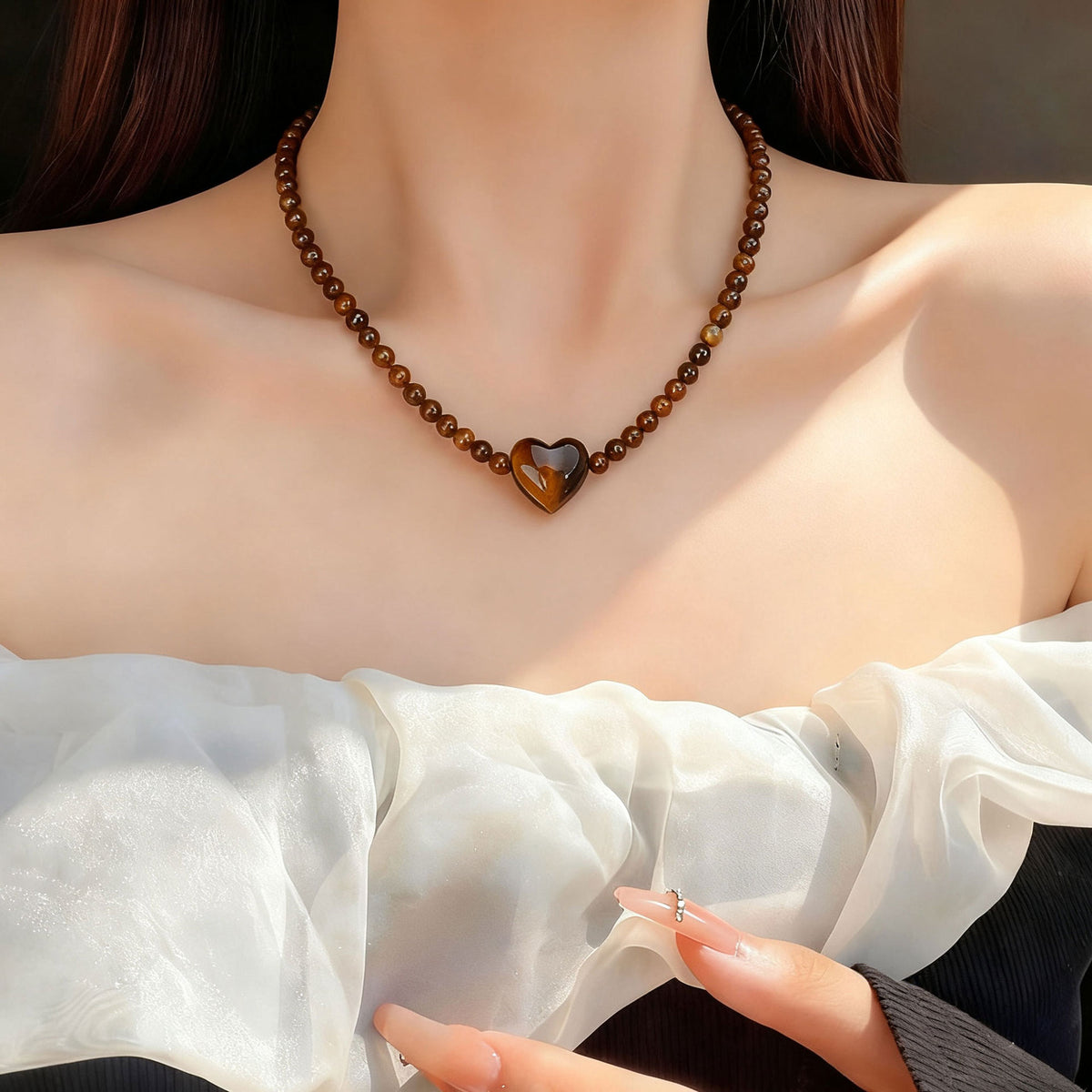 Cross-Border Crystal Stone Love Pendant Round Bead Chain Fashion Niche Design Jewelry Tiger Eye Stone Necklace Factory Direct Sale
