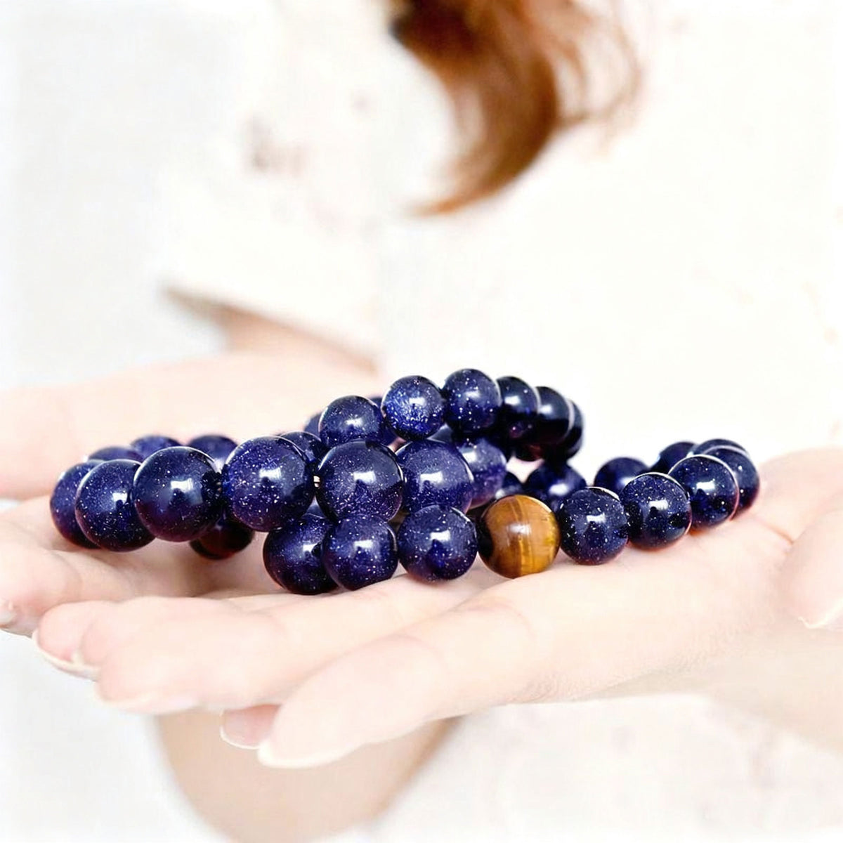 High-Quality Blue Sandstone Bracelet, Starry Sky Blue Bracelet for Men and Women, Hand-Woven with Beads, Korean Version of Starry Sky Glass Optimized