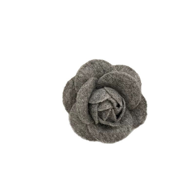 High-End Chanel-Style Camellia Brooch for Women, Fashionable Fabric Flower Pin, Unique Clothing Collar Accessory