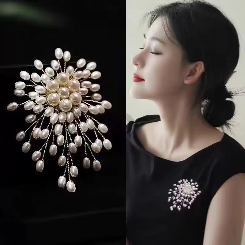 Japanese and Korean Fashion Pearl Flower Brooch Brooch Pin Silk Scarf Shawl Buckle Women's Suit Elegant Exquisite Coat Accessories