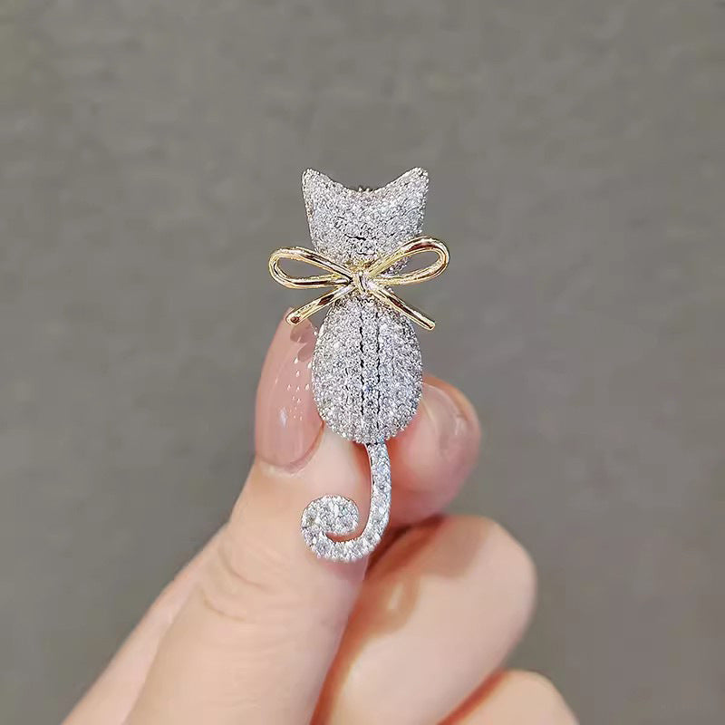 Japanese and Korean Style Cute Kitten Brooch High-end Women's Personalized Animal Corsage Anti-stray Pin Sweater Coat Suit Accessories