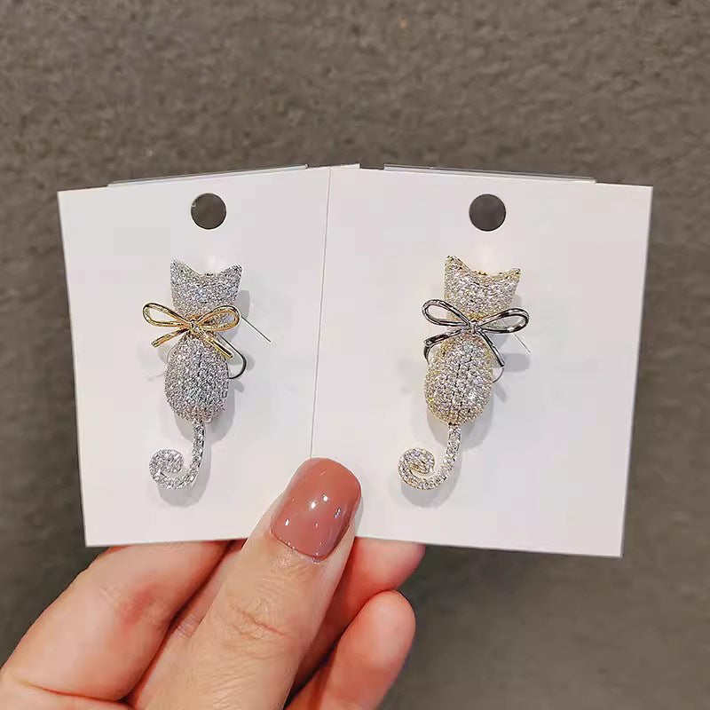 Japanese and Korean Style Cute Kitten Brooch High-end Women's Personalized Animal Corsage Anti-stray Pin Sweater Coat Suit Accessories
