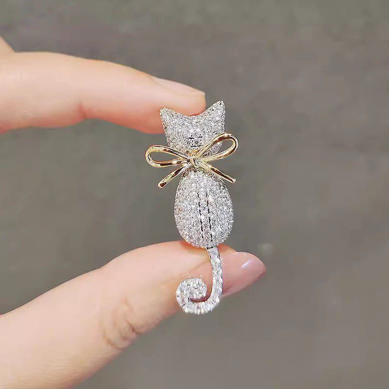 Japanese and Korean Style Cute Kitten Brooch High-end Women's Personalized Animal Corsage Anti-stray Pin Sweater Coat Suit Accessories