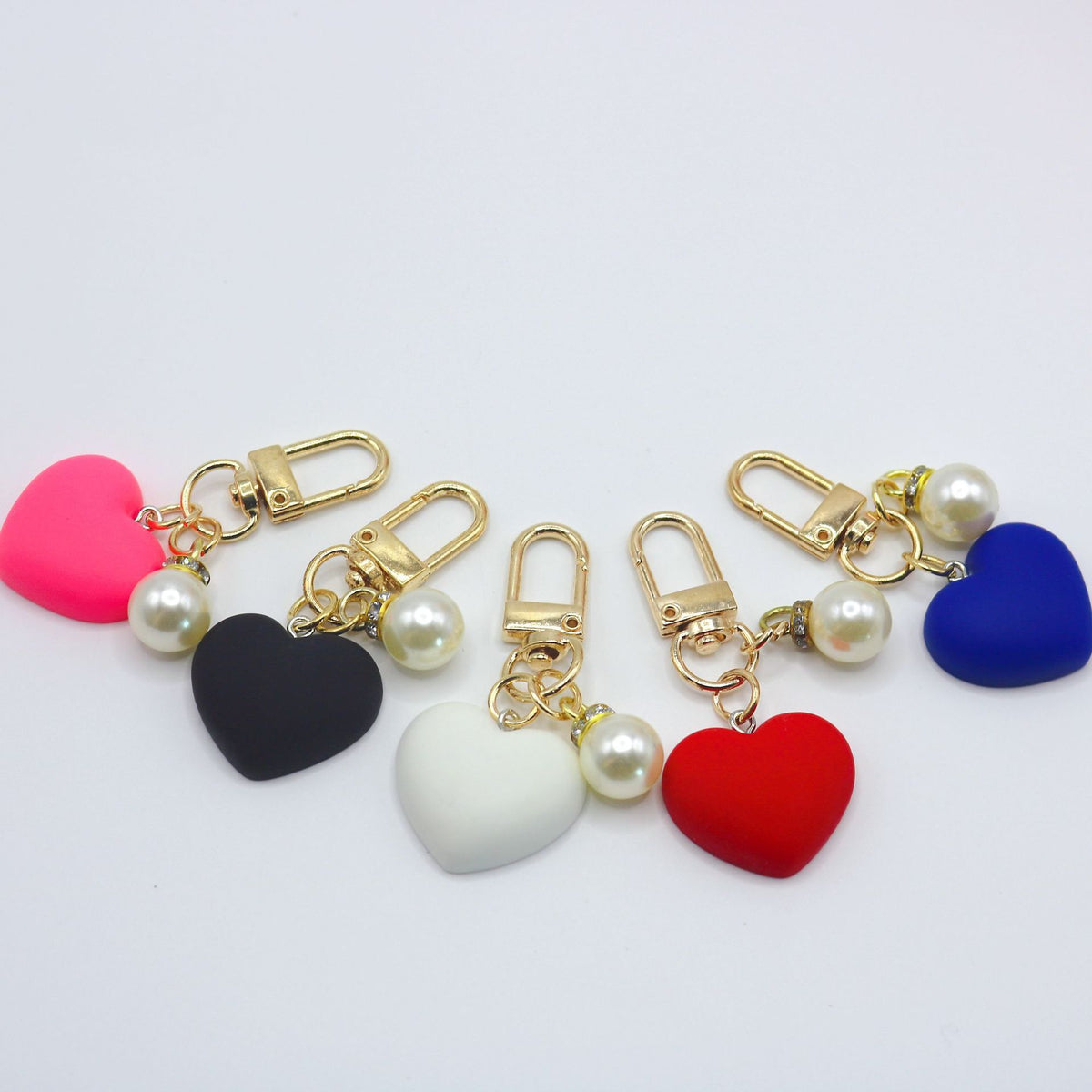 Cute Bag Car Keychain Cross-Border Hot-Selling Ins-Style Resin Heart Pearl Pendant Keychain Decoration