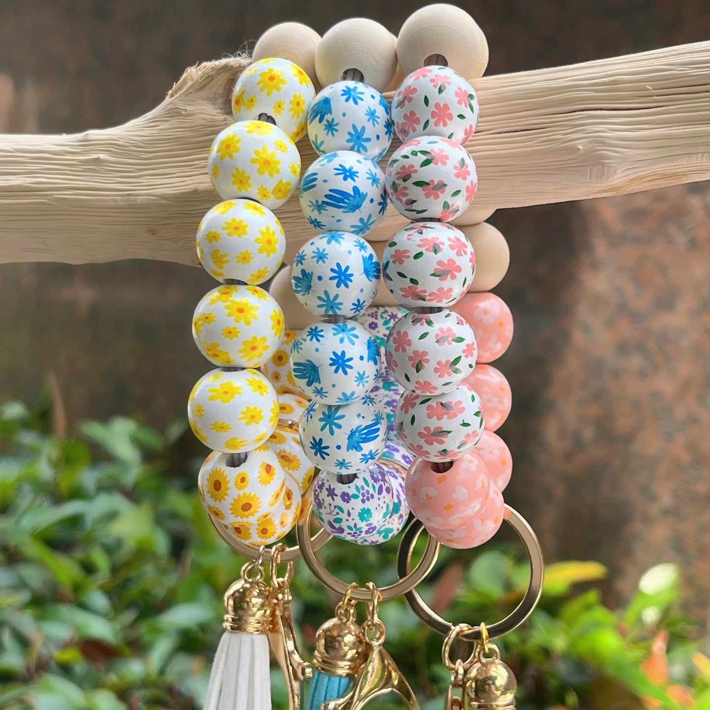 Summer Vacation Floral Wooden Bead Keychain With Tassel - Chic Boho Car & Bag Accessory For Women Summer Purses For Women Purse Charms For Handbags