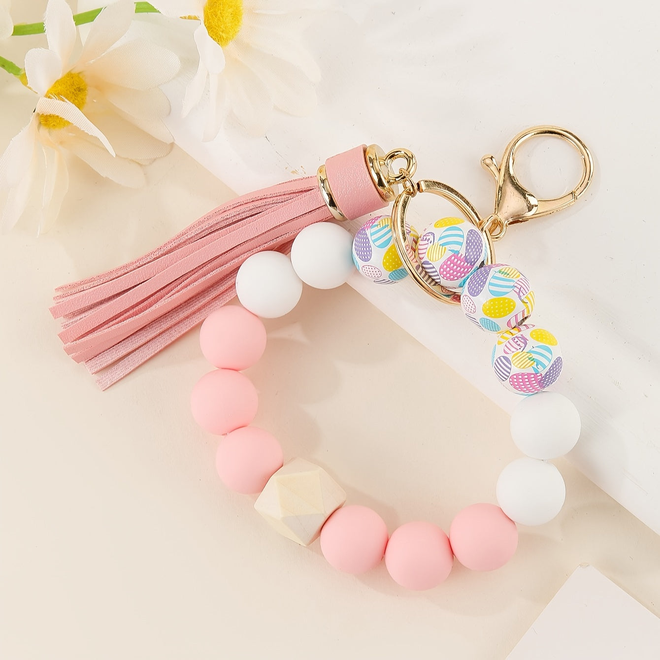 Silicone Beaded Tassel Keychain, Creative Wristlet with Wooden Beads, Fashionable Women's Accessory for Valentine's Day