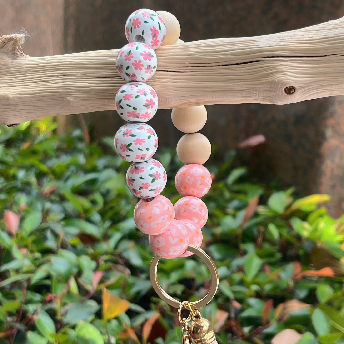 Summer Vacation Floral Wooden Bead Keychain With Tassel - Chic Boho Car & Bag Accessory For Women Summer Purses For Women Purse Charms For Handbags