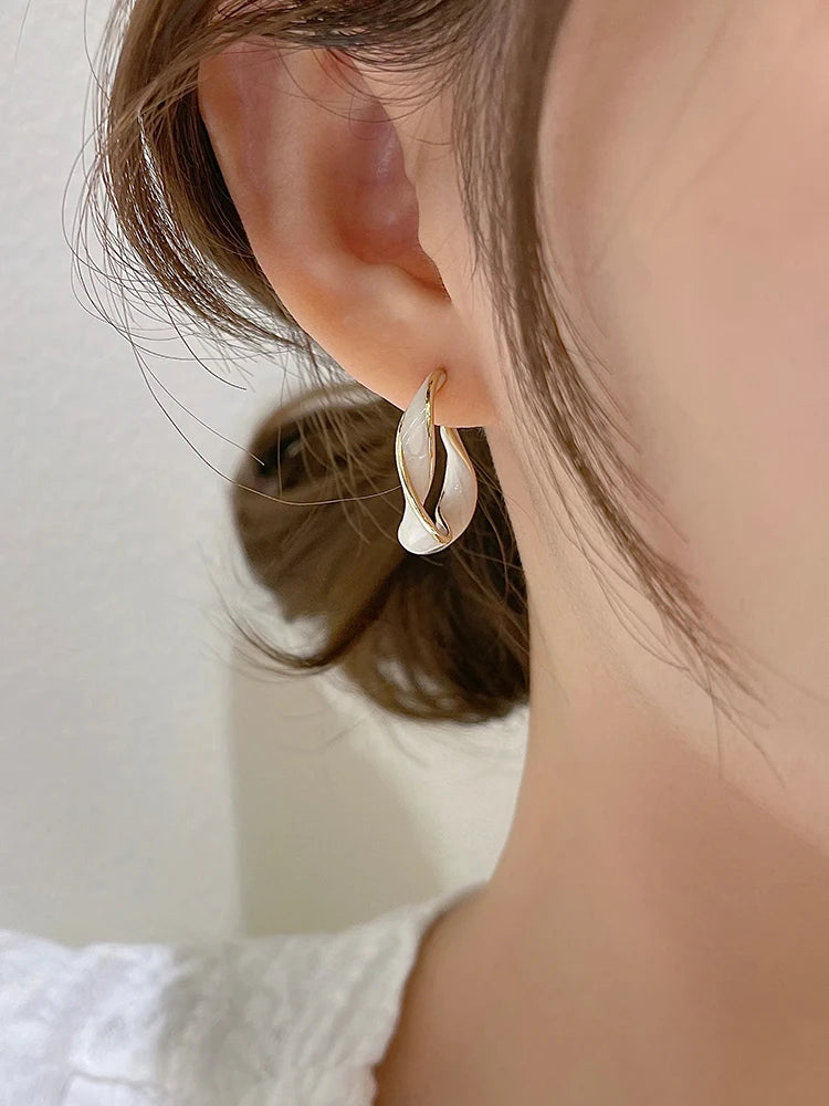 Hemasa 3colouds New Trend Round Enamel French Hoop ear rings (Green,White ,Gold)
