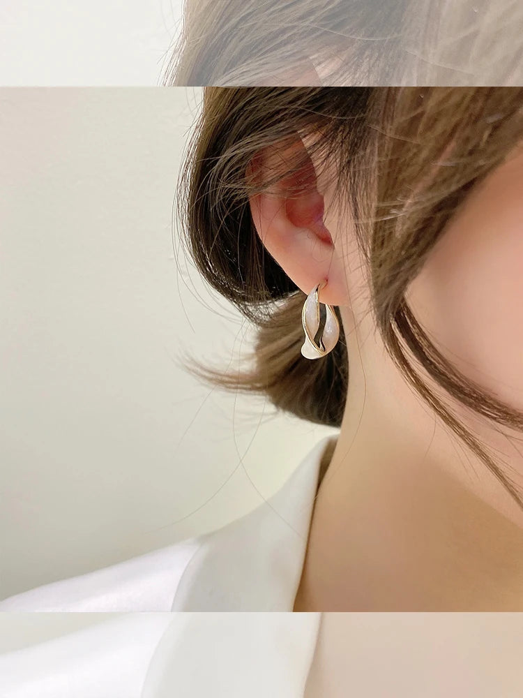 Hemasa 3colouds New Trend Round Enamel French Hoop ear rings (Green,White ,Gold)