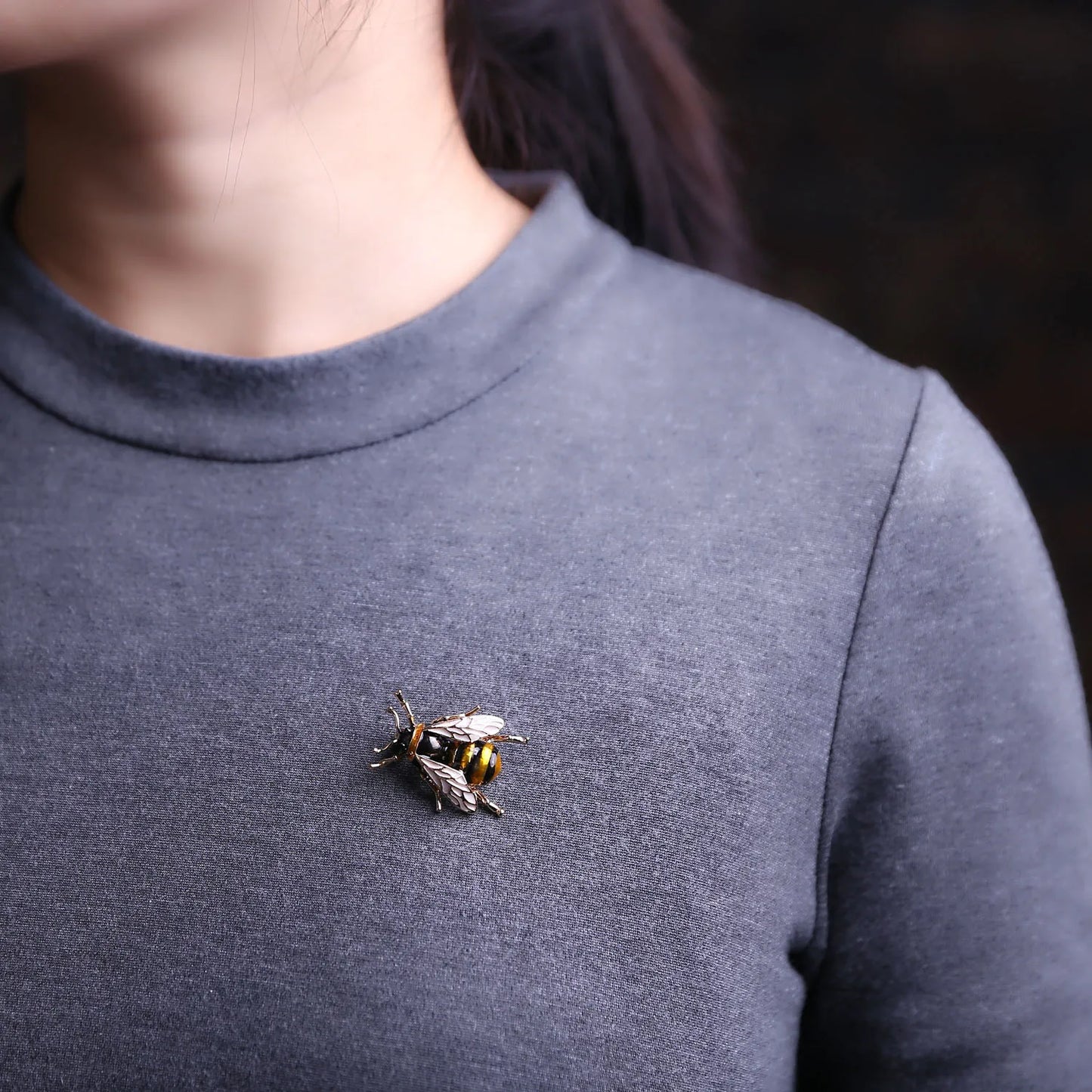 Classic Vintage Bee Brooch Insect Brooches For Women Metal Pins Banquet Party Suit Coat Cap Accessories Fall Winter Unique Gif