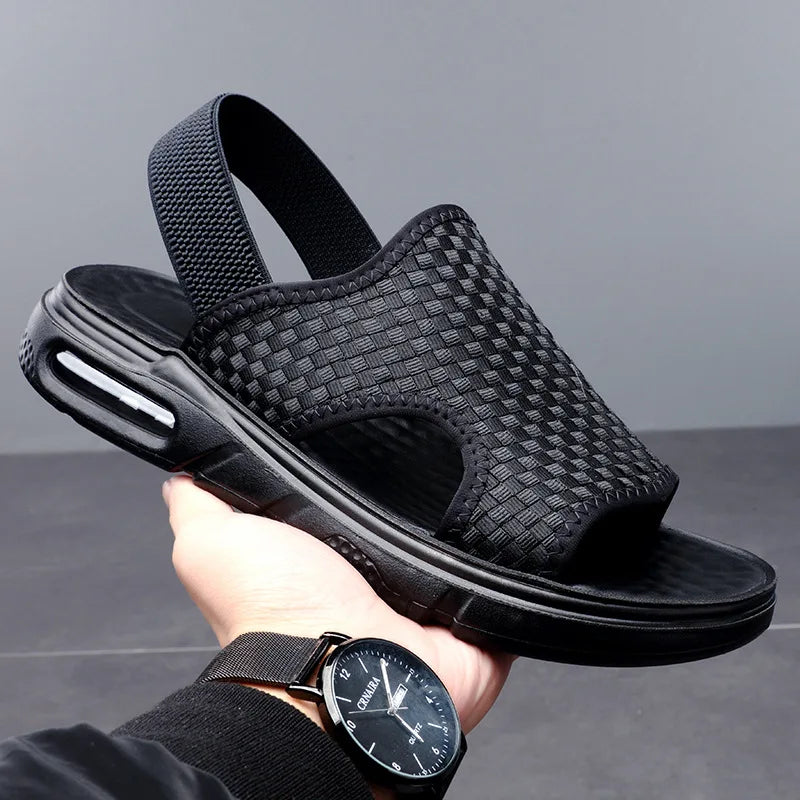 Hot Wholesale Summer New Men Sandals Fashion Slippers Men shoes Outdoor Beach Casual Shoes Cheap Male Daily Shoes Dropshipping