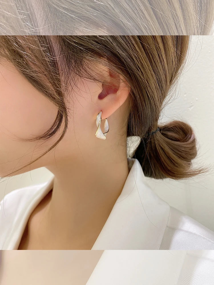 Hemasa 3colouds New Trend Round Enamel French Hoop ear rings (Green,White ,Gold)
