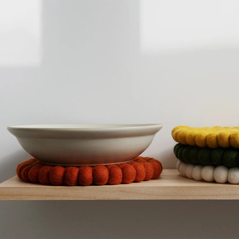 Hemasa   20 cm Felt Ball Coasters/Placemats